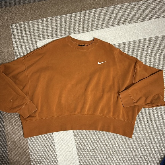 Nike Cropped Crew Neck Sweatshirt, Size large - Picture 2 of 6